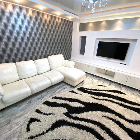 Bright Luxury Apartment Near Center Kişinev Dış mekan fotoğraf