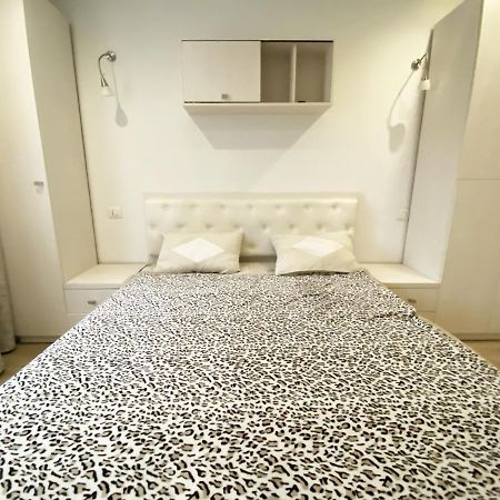 Bright Luxury Apartment Near Center Kişinev Dış mekan fotoğraf